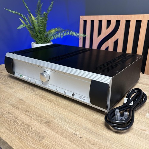 Musical fidelity f22 - musical, hifi