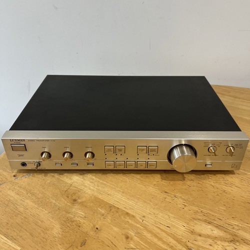 Luxman preamplifier 03 - luxman,