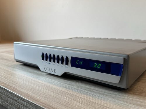 Quad pre amplifier - -, superb